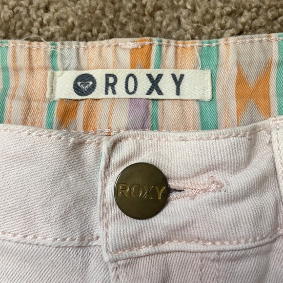 Pink Roxy Jean shorts - Picture 4 of 4